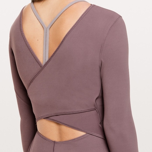 ➕ NWT lululemon contour dress Nulu antique bark - Picture 5 of 8